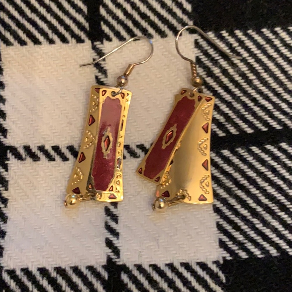 EUC vintage Berebl earrings